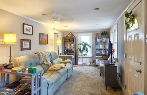 621 Atlantic, Camden NJ 08104-1240 exterior