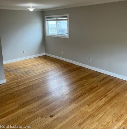 33380 Florence St, Garden City MI  48135-1094 exterior