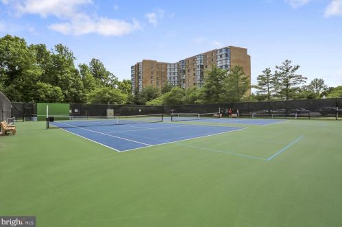 15100 Glade Dr, Silver Spring MD  20906-1540 exterior