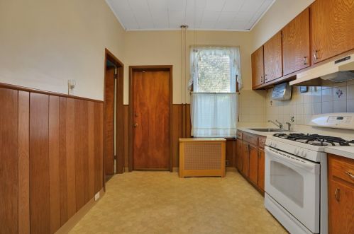 618 St, Union City NJ 07087-3225 exterior