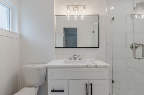 8703 Frst Grn Dr, Dallas TX 75243-4101 exterior