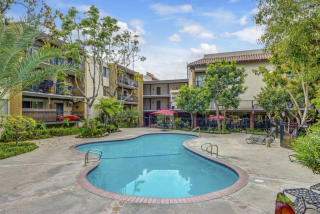 3450 Sawtelle Blvd, Los Angeles CA  90066-2142 exterior