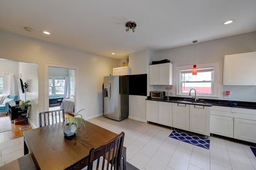 15 Armington Ave, Providence RI 02908-5202 exterior