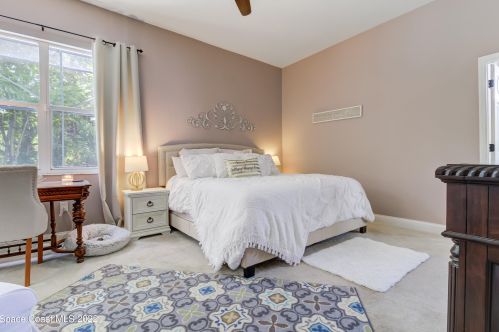 240 Lk Shr Dr, Merritt Island FL 32953-7960 exterior