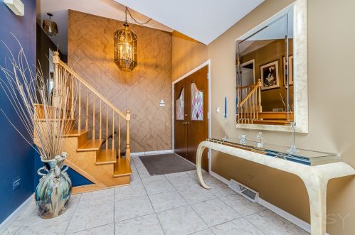 3929 Chase Ave, Chicago IL  60712-1003 exterior