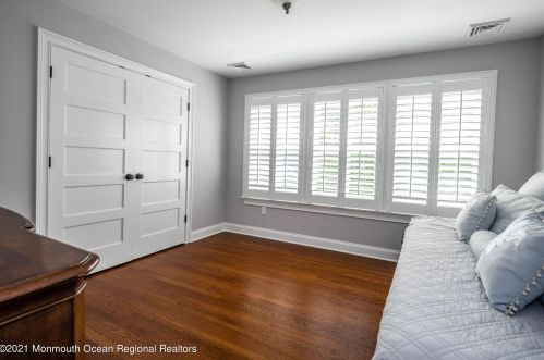 64 Poplar Ave, Red Bank NJ exterior