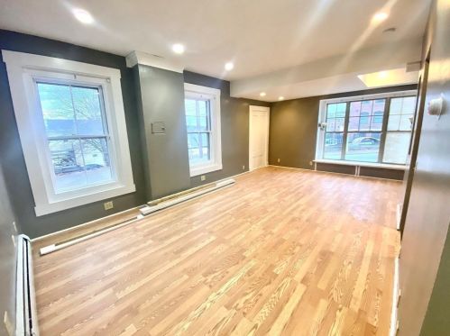 20 Edward St, Worcester MA 01605-3021 exterior