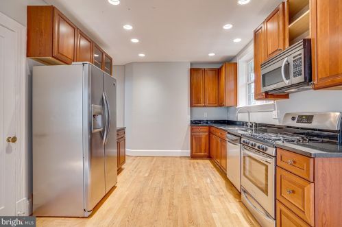 4828 Linnean Ave, Washington DC 20008-2123 exterior