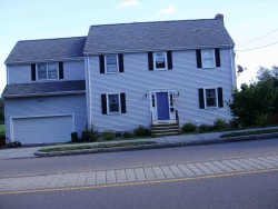226 Lexington St, Newton, MA 02466-1304