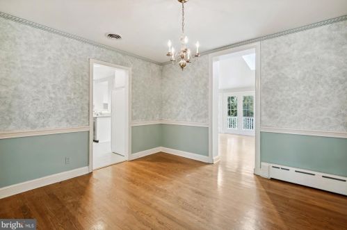 312 Alexandria Ave, Alexandria VA 22301-3036 exterior