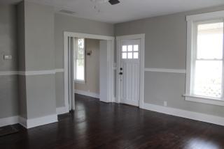 1431 Urish Rd, Topeka KS  66615-1302 exterior