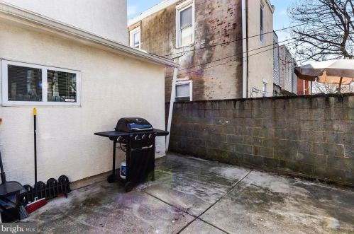 1518 20 St, Philadelphia PA 19140-1003 exterior