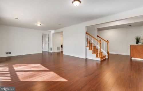 4216 Landgreen St, Rockville MD 20853-2731 exterior