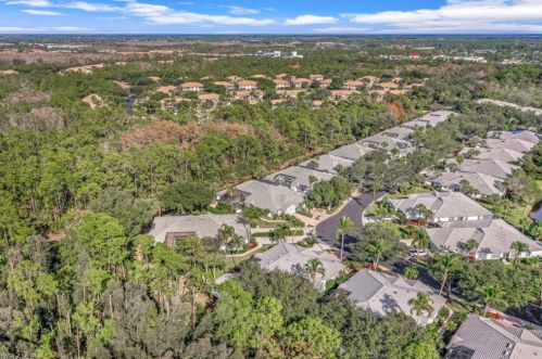 693 Mainsail Pl, Naples FL 34110-3620 exterior