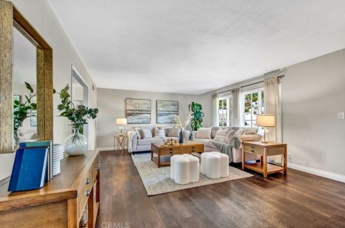 17562 Laurie Ln, Tustin, CA 92780-1907