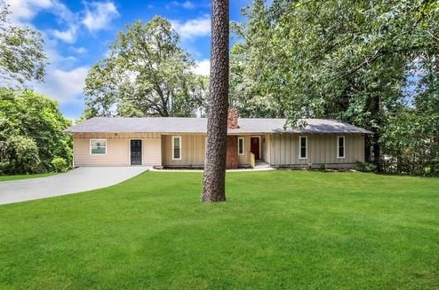 6298 Silver Spur Dr, Lithonia GA  30058-6130 exterior