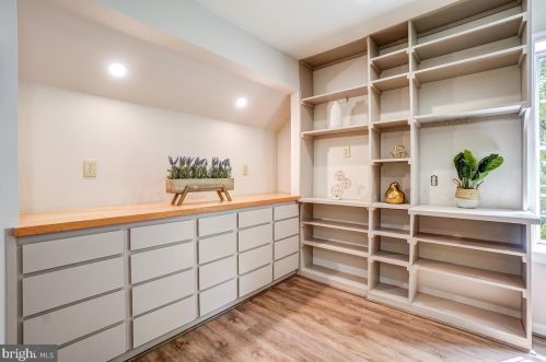 717 Twin Holly Ln, Silver Spring MD 20910-4665 exterior