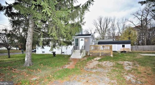 424 Pitman Ave, Trenton NJ  08610-3806 exterior