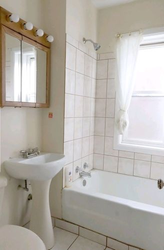 4413 Iowa St, Chicago IL 60651-3420 exterior