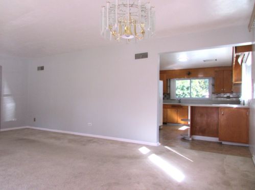 308 Stewart Ave, Waukegan IL 60085-2061 exterior