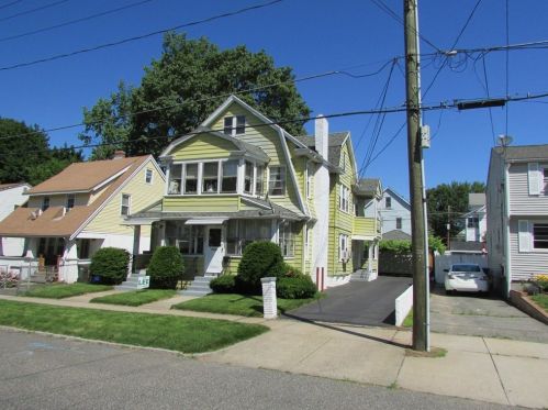 52 Maryland St, Springfield MA  01108-2646 exterior