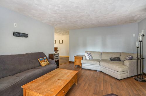 10075 Mason Dr, Grant MI 49327-9605 exterior