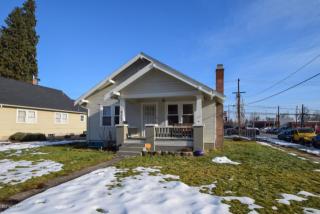 923 17th Ave, Yakima WA  98902-4208 exterior