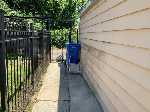 167 Long Ave, Chicago IL 60638-1816 exterior