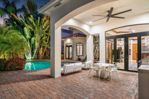 17894 Monte Vis Dr, Boca Raton FL 33496-1057 exterior