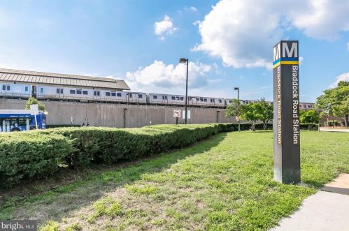 1801 Commonwealth Ave, Alexandria VA 22301-1403 exterior