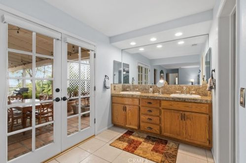 37200 Glenoaks Rd, Temecula CA 92592-8534 exterior