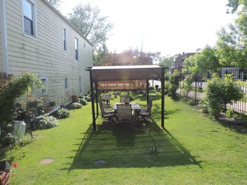 5301 Damen Ave, Chicago IL 60625-1103 exterior