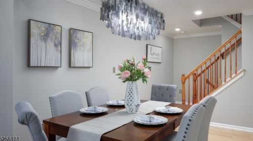 406 Donato Cir, Scotch Plains NJ 07076-1068 exterior