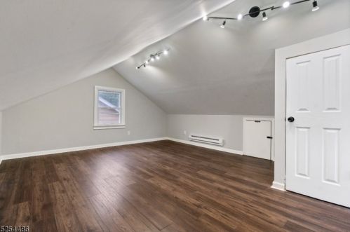 72 Hughes St, Maplewood NJ  07040-3304 exterior