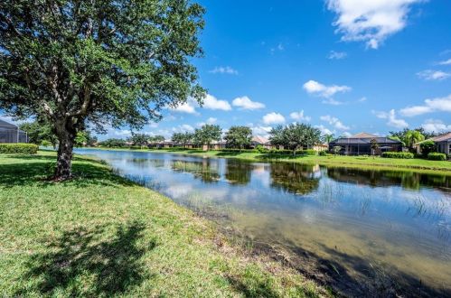 15318 Cortona Way, Naples FL 34120-0673 exterior