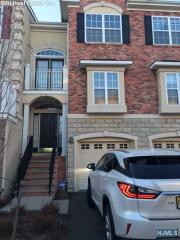 23 Mallard Pl, Secaucus NJ  07094-2939 exterior
