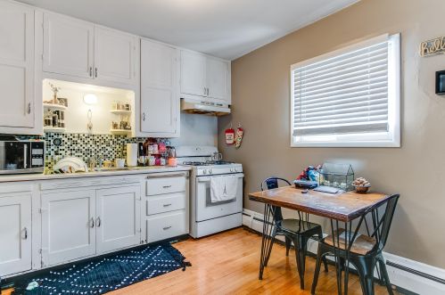 614 Cres St, Grand Rapids MI 49503-3441 exterior