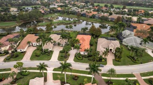 2722 Olde Cypress Dr, Naples FL 34119-9730 exterior