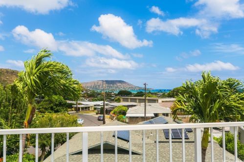 335 Anonia St, Honolulu, HI 96821-2038