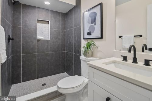 407 Decatur St, Washington DC  20011-4744 exterior