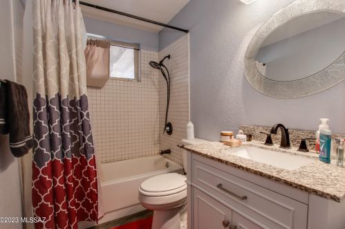 752 Edgewater Dr, Tucson AZ 85704-2412 exterior