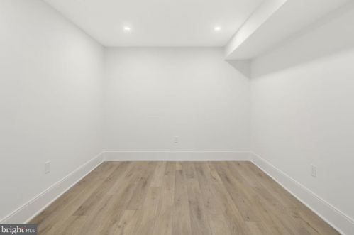 3125 11th St, Washington DC  20010-2401 exterior