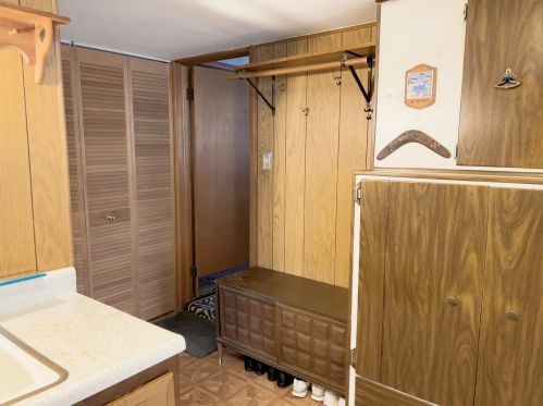 10733 Nordica Ave, Worth IL 60482-1442 exterior