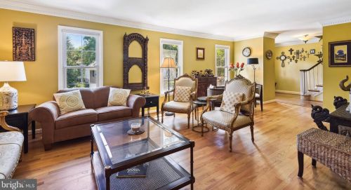 10316 Gainsborough Rd, Rockville MD 20854-4043 exterior