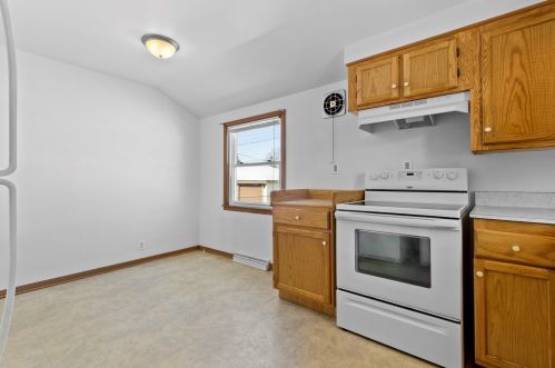 5300 Plainfield Ave, Milwaukee WI 53207-5048 exterior