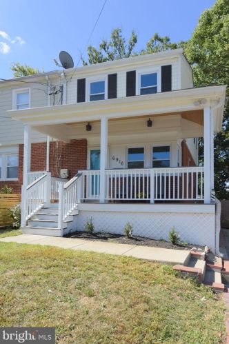 6916 Westhampton Dr, Alexandria VA 22307-1528 exterior