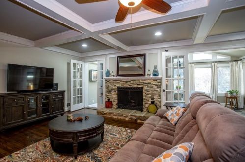 1401 Council Blf Dr, Atlanta GA 30345-4133 exterior