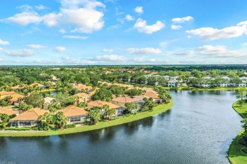 2288 Is Cv Cir, Naples FL 34109-0341 exterior