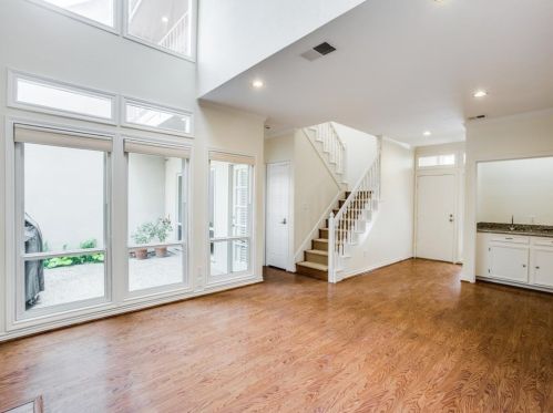 4520 Glenwick Ln, Dallas TX  75205-1039 exterior