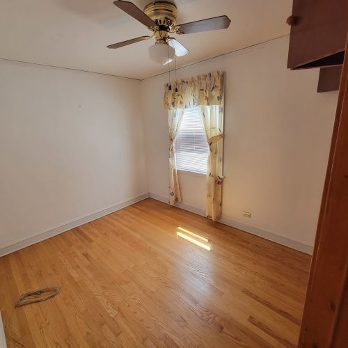 4427 Mason Ave, Chicago IL 60630-1912 exterior